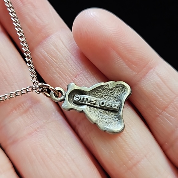 Vintage Ms Dee silver teddy bear necklace earrings and pin - Picture 4 of 6